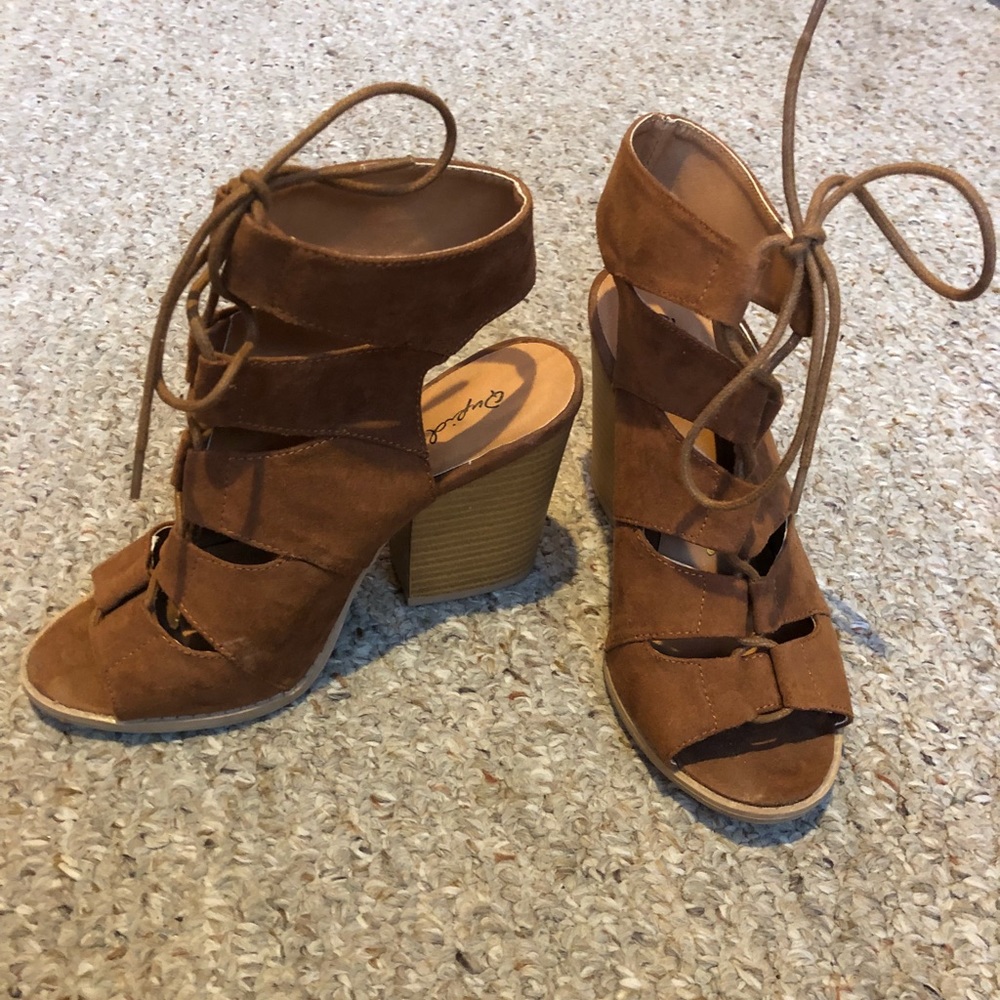 Cut out brown suede booties